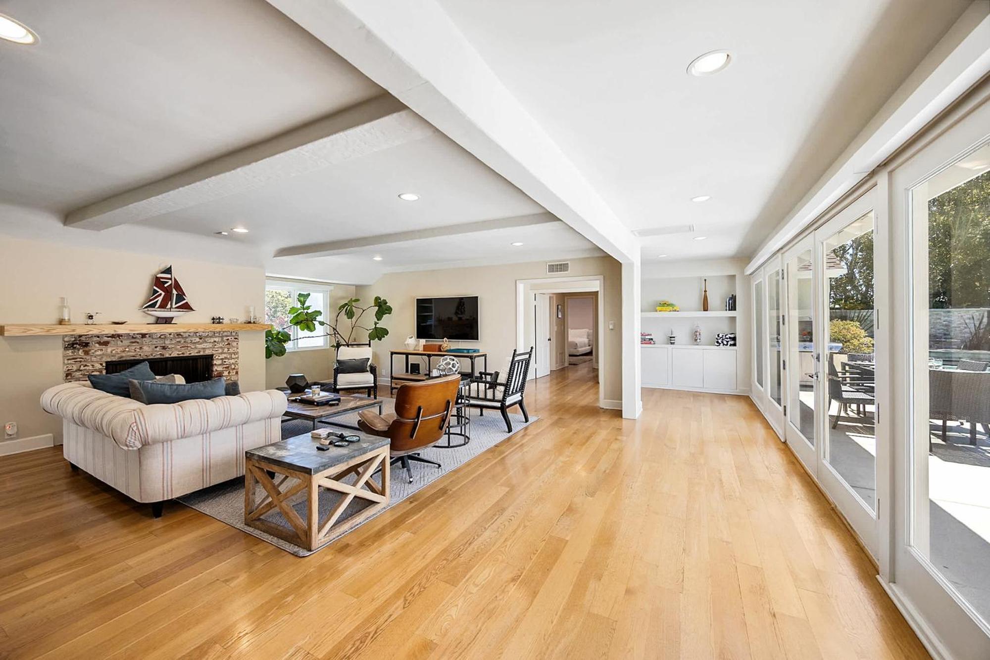 Holiday home New Listing Beverly By Colby & Conrad Los Angeles