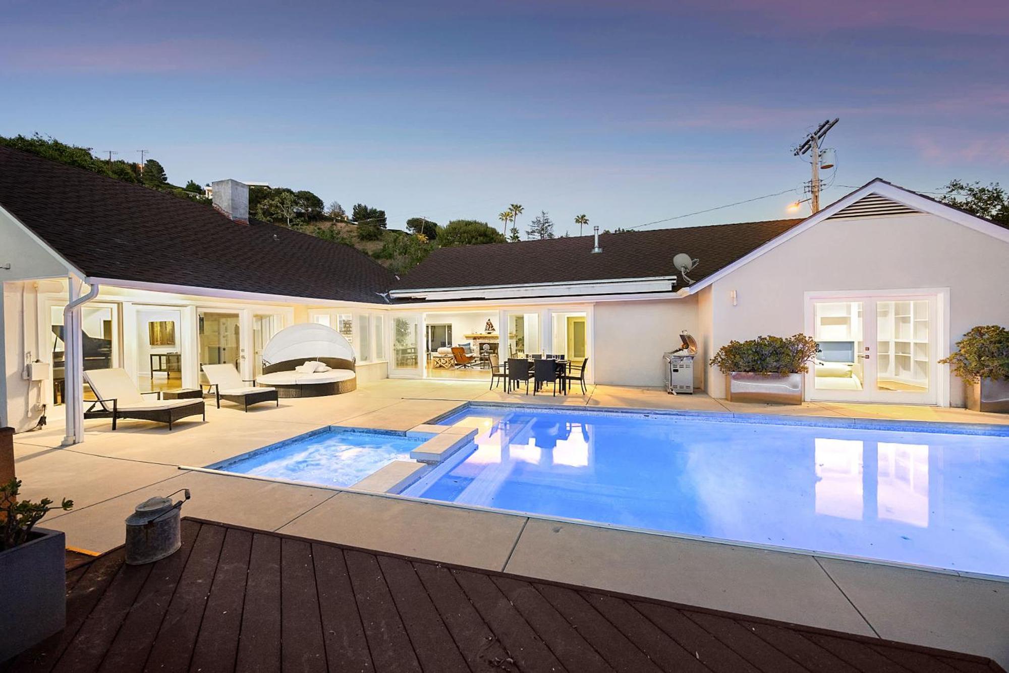 New Listing Beverly By Colby & Conrad Holiday home Los Angeles